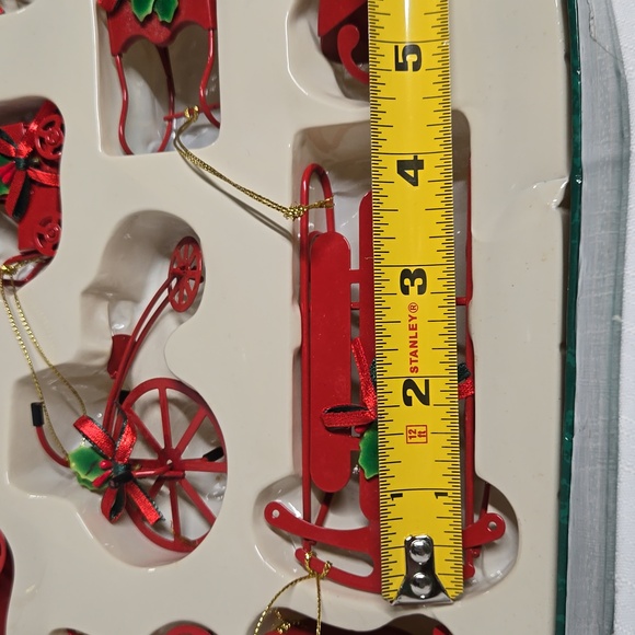 Vintage Christmas Ornaments SET of 15 Different Metal Red Green 1½ - 4" Retro - Picture 14 of 17
